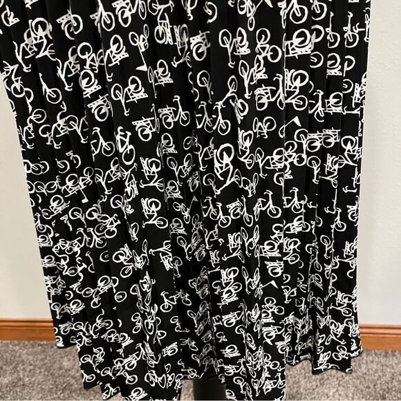 LuLaRoe bike print a- line midi Jill skirt - Picture 3 of 11